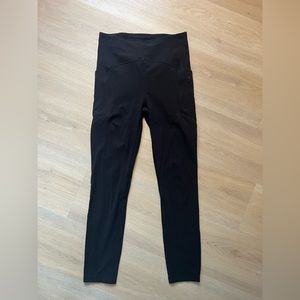 Black Lululemon Leggings with pockets